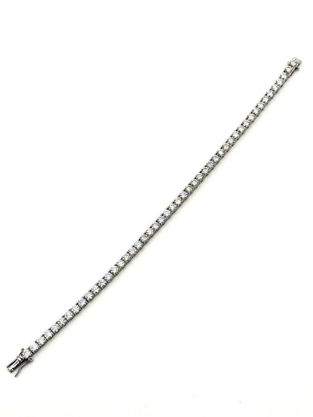 925 Silver, 4MM,  11.7CTW - 15.0CTW Moissanite
Tennis Bracelet